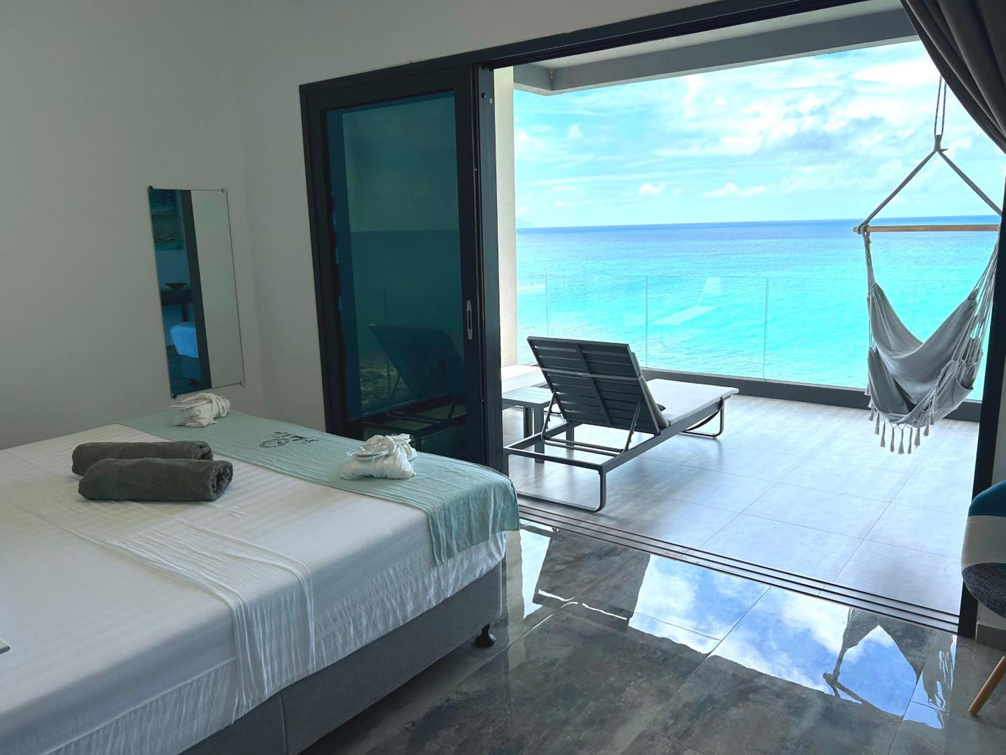 Condostmaarten By The Sea -Adults Only- Koolbaai Exterior photo